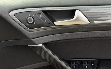 Volkswagen Golf VII, 2019 год, 1 340 111 рублей, 12 фотография