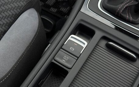 Volkswagen Golf VII, 2019 год, 1 340 111 рублей, 15 фотография