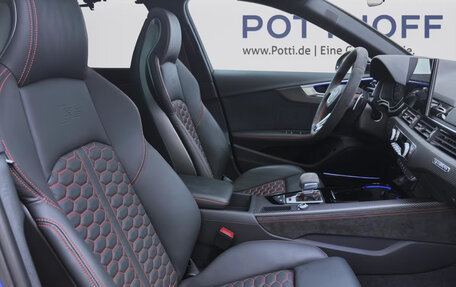 Audi RS 4, 2025 год, 16 083 000 рублей, 16 фотография