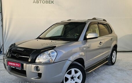 Hyundai Tucson III, 2004 год, 568 000 рублей, 1 фотография