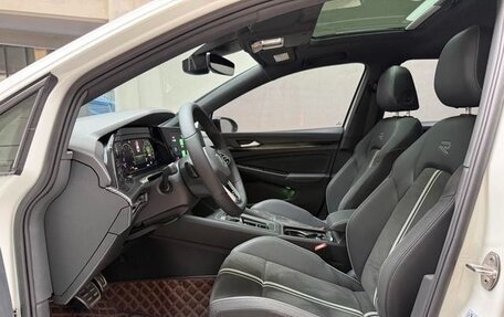 Volkswagen Golf VIII, 2021 год, 1 830 000 рублей, 10 фотография