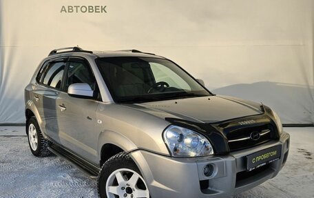 Hyundai Tucson III, 2004 год, 568 000 рублей, 2 фотография