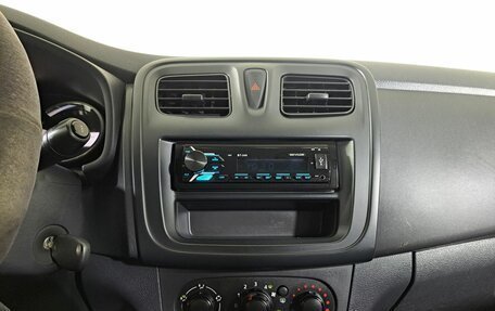 Renault Sandero II рестайлинг, 2016 год, 698 000 рублей, 18 фотография