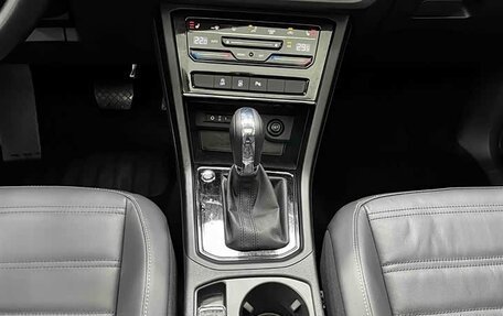 Volkswagen Touran III, 2022 год, 2 320 050 рублей, 9 фотография