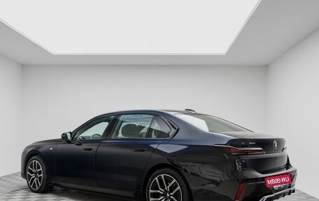 BMW 7 серия, 2023 год, 13 990 000 рублей, 9 фотография