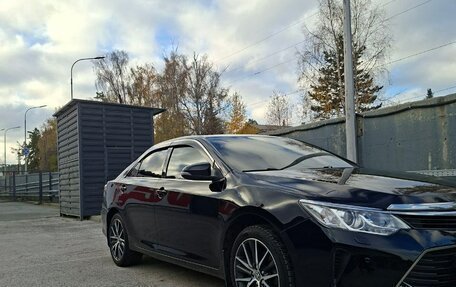 Toyota Camry, 2017 год, 2 400 000 рублей, 1 фотография