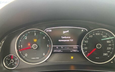 Volkswagen Touareg III, 2018 год, 2 582 600 рублей, 14 фотография