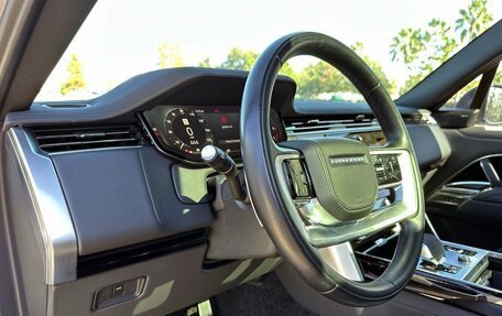 Land Rover Range Rover IV рестайлинг, 2022 год, 9 770 000 рублей, 9 фотография