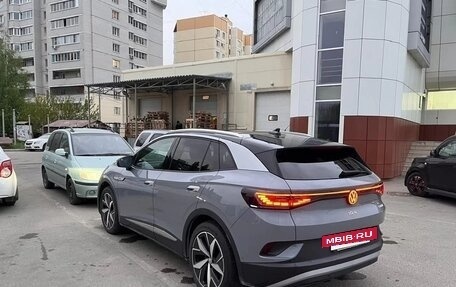 Volkswagen ID.4, 2022 год, 3 250 000 рублей, 2 фотография