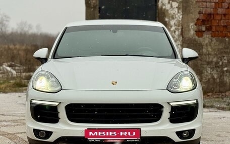 Porsche Cayenne III, 2015 год, 2 895 000 рублей, 7 фотография