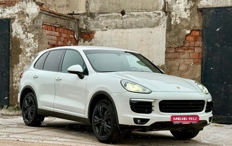 Porsche Cayenne III, 2015 год, 2 895 000 рублей, 2 фотография