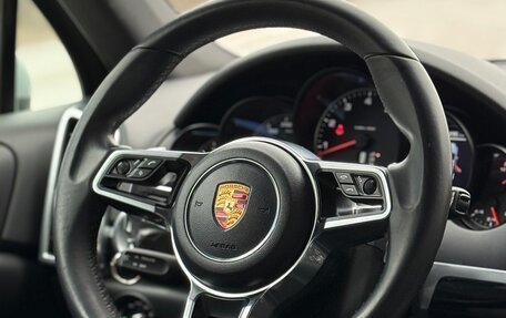 Porsche Cayenne III, 2015 год, 2 895 000 рублей, 20 фотография