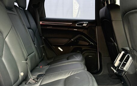 Porsche Cayenne III, 2015 год, 2 895 000 рублей, 22 фотография