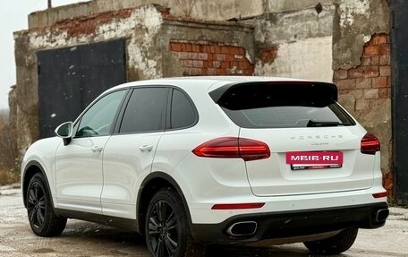 Porsche Cayenne III, 2015 год, 2 895 000 рублей, 12 фотография