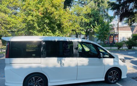 Honda Stepwgn IV, 2019 год, 2 380 000 рублей, 3 фотография