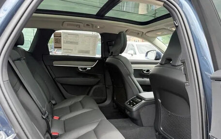 Volvo V90 Cross Country I рестайлинг, 2025 год, 8 524 000 рублей, 3 фотография