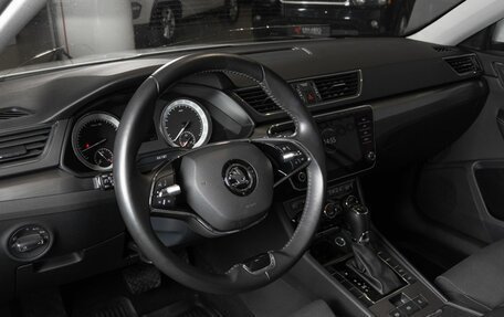 Skoda Superb III рестайлинг, 2021 год, 2 800 000 рублей, 5 фотография