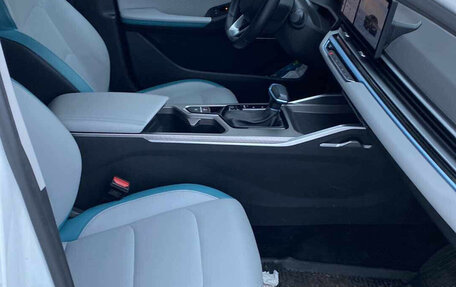 Geely Emgrand, 2023 год, 1 627 000 рублей, 6 фотография