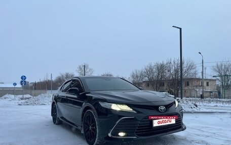 Toyota Camry, 2021 год, 2 799 000 рублей, 3 фотография