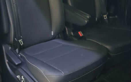 Toyota Esquire I, 2015 год, 2 050 000 рублей, 9 фотография