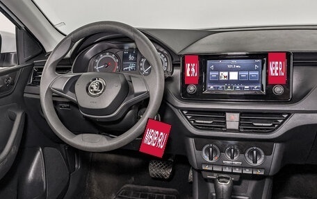 Skoda Rapid II, 2021 год, 1 550 000 рублей, 25 фотография