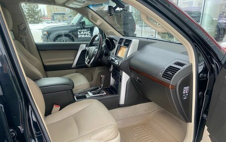 Toyota Land Cruiser Prado 150 рестайлинг 2, 2011 год, 3 390 000 рублей, 19 фотография