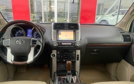 Toyota Land Cruiser Prado 150 рестайлинг 2, 2011 год, 3 390 000 рублей, 16 фотография