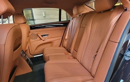 Bentley Flying Spur, 2025 год, 30 226 000 рублей, 8 фотография