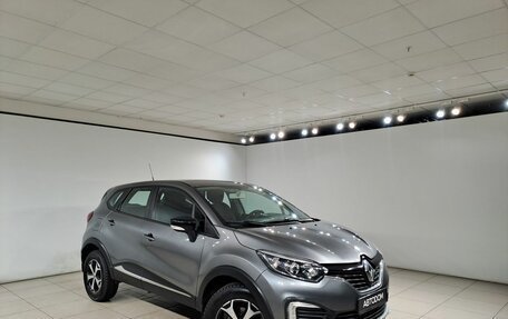 Renault Kaptur I рестайлинг, 2017 год, 990 000 рублей, 3 фотография