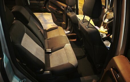 Opel Zafira B, 2013 год, 800 000 рублей, 16 фотография