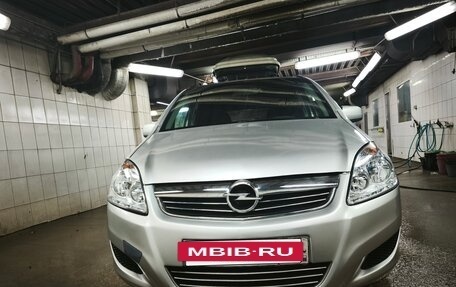 Opel Zafira B, 2013 год, 800 000 рублей, 6 фотография