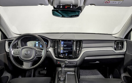 Volvo XC60 II, 2021 год, 4 500 000 рублей, 14 фотография