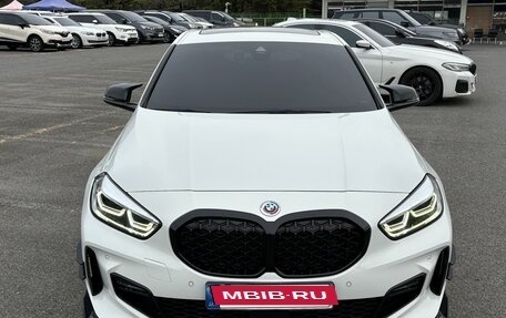 BMW 1 серия, 2021 год, 2 600 000 рублей, 2 фотография