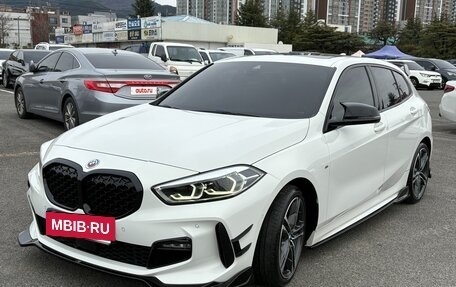 BMW 1 серия, 2021 год, 2 600 000 рублей, 5 фотография