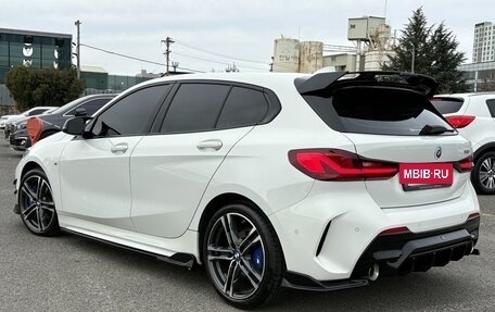 BMW 1 серия, 2021 год, 2 600 000 рублей, 4 фотография