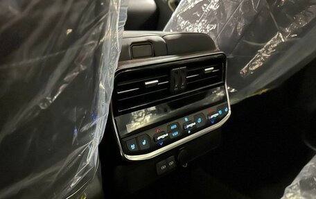 Toyota Land Cruiser, 2024 год, 13 880 000 рублей, 7 фотография