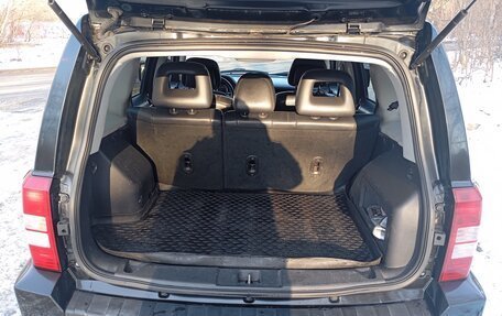 Jeep Liberty (Patriot), 2010 год, 850 000 рублей, 5 фотография