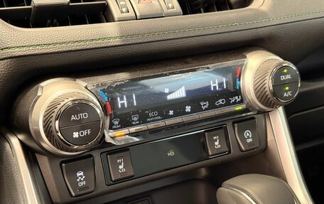 Toyota RAV4, 2025 год, 4 120 000 рублей, 12 фотография