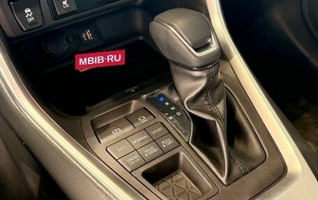 Toyota RAV4, 2025 год, 4 120 000 рублей, 17 фотография