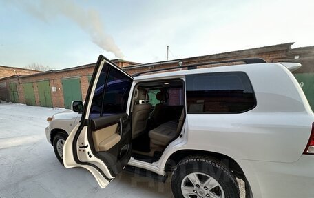 Toyota Land Cruiser 200, 2010 год, 3 300 000 рублей, 9 фотография