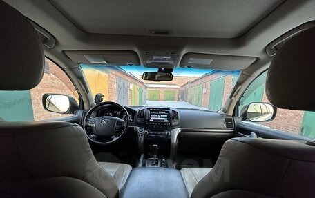Toyota Land Cruiser 200, 2010 год, 3 300 000 рублей, 19 фотография