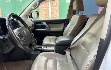 Toyota Land Cruiser 200, 2010 год, 3 300 000 рублей, 20 фотография