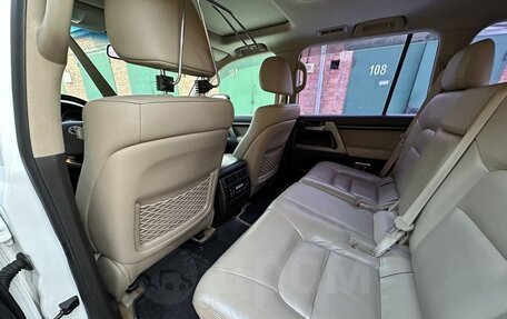 Toyota Land Cruiser 200, 2010 год, 3 300 000 рублей, 14 фотография