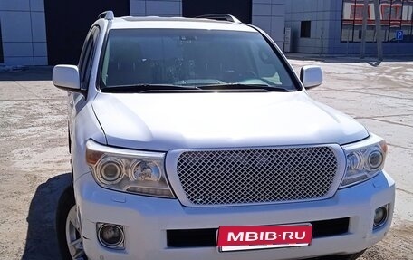 Toyota Land Cruiser 200, 2010 год, 3 300 000 рублей, 23 фотография