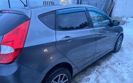 Hyundai Solaris II рестайлинг, 2012 год, 830 000 рублей, 6 фотография