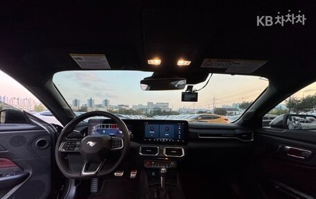 Ford Mustang, 2025 год, 6 000 000 рублей, 7 фотография