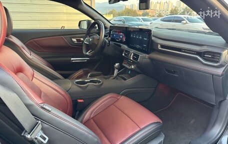 Ford Mustang, 2025 год, 6 000 000 рублей, 9 фотография