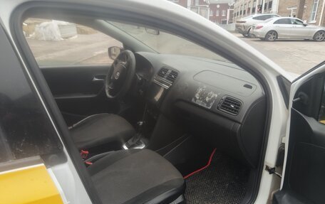 Volkswagen Polo VI (EU Market), 2017 год, 448 000 рублей, 4 фотография