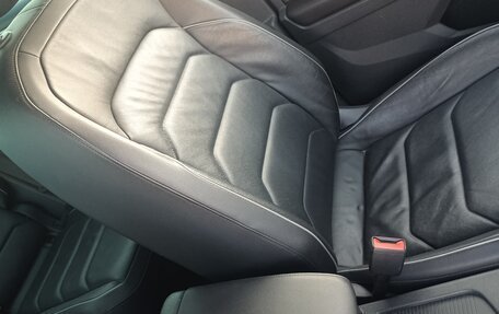 Volkswagen Tiguan II, 2019 год, 2 199 000 рублей, 9 фотография