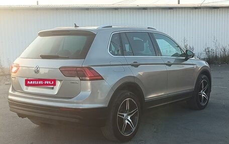 Volkswagen Tiguan II, 2019 год, 2 199 000 рублей, 5 фотография